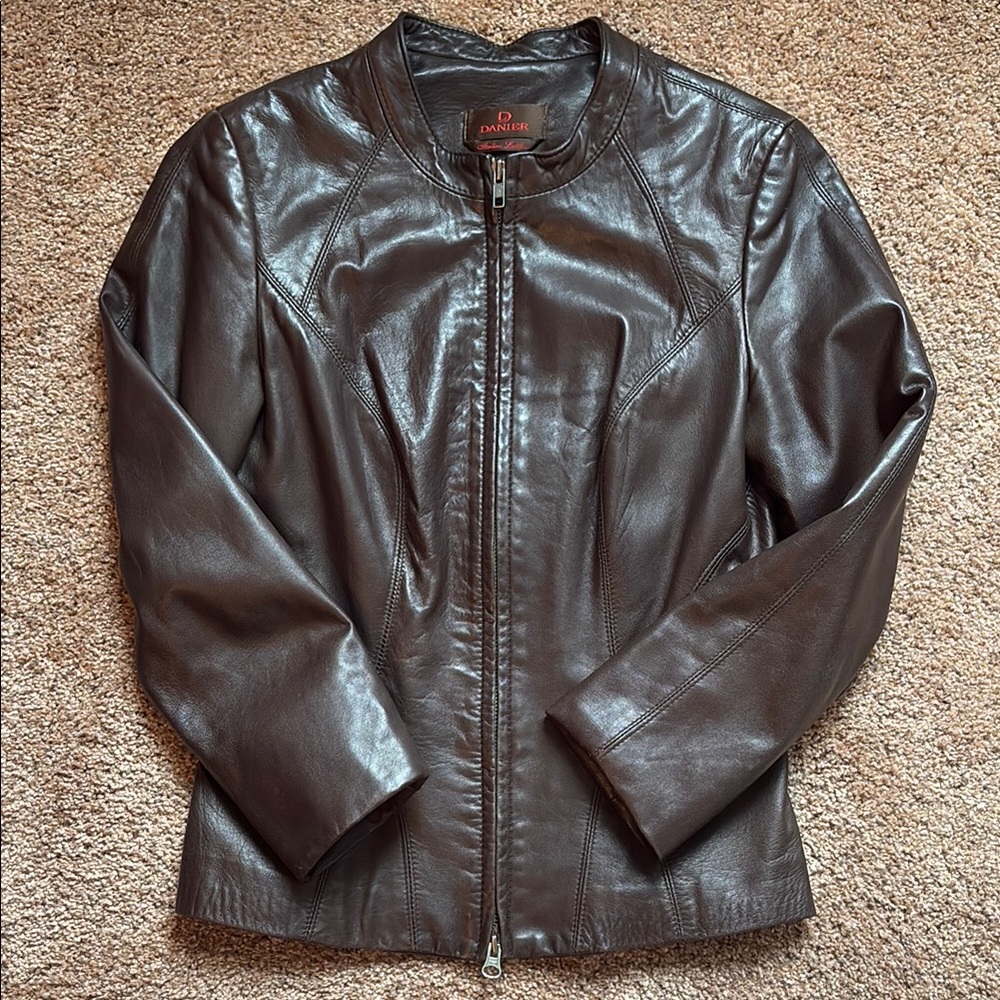 Danier Women's Brown Leather Jacket Size 4-6 petite